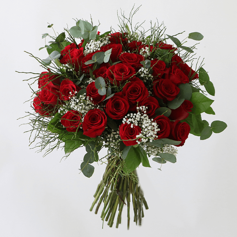 red rose and gypsophelia bouquet red roses and gypsophelia in a bouquet