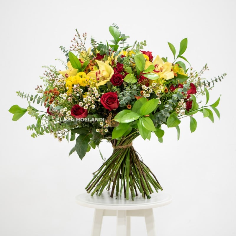 3 Red, yellow and green flower bouquet