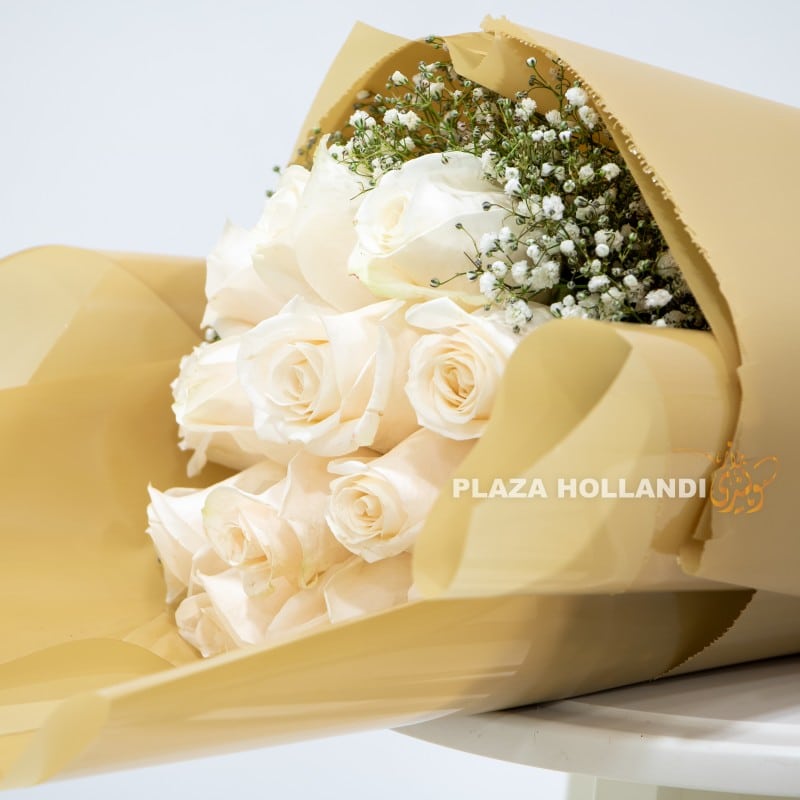 3.3 white rose & gypsophelia