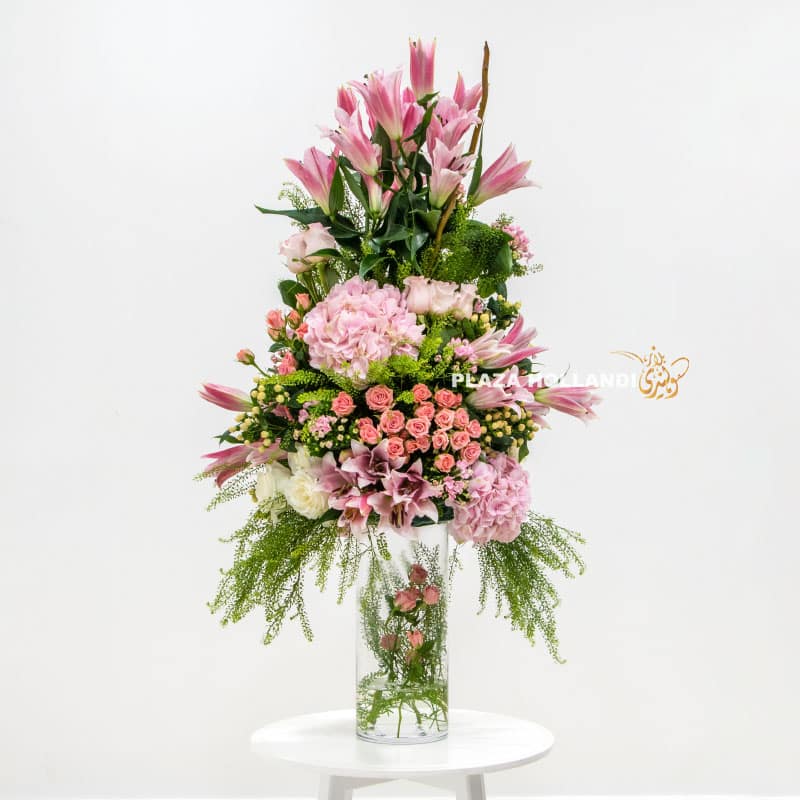 3.4 Large pink flower arrangement
